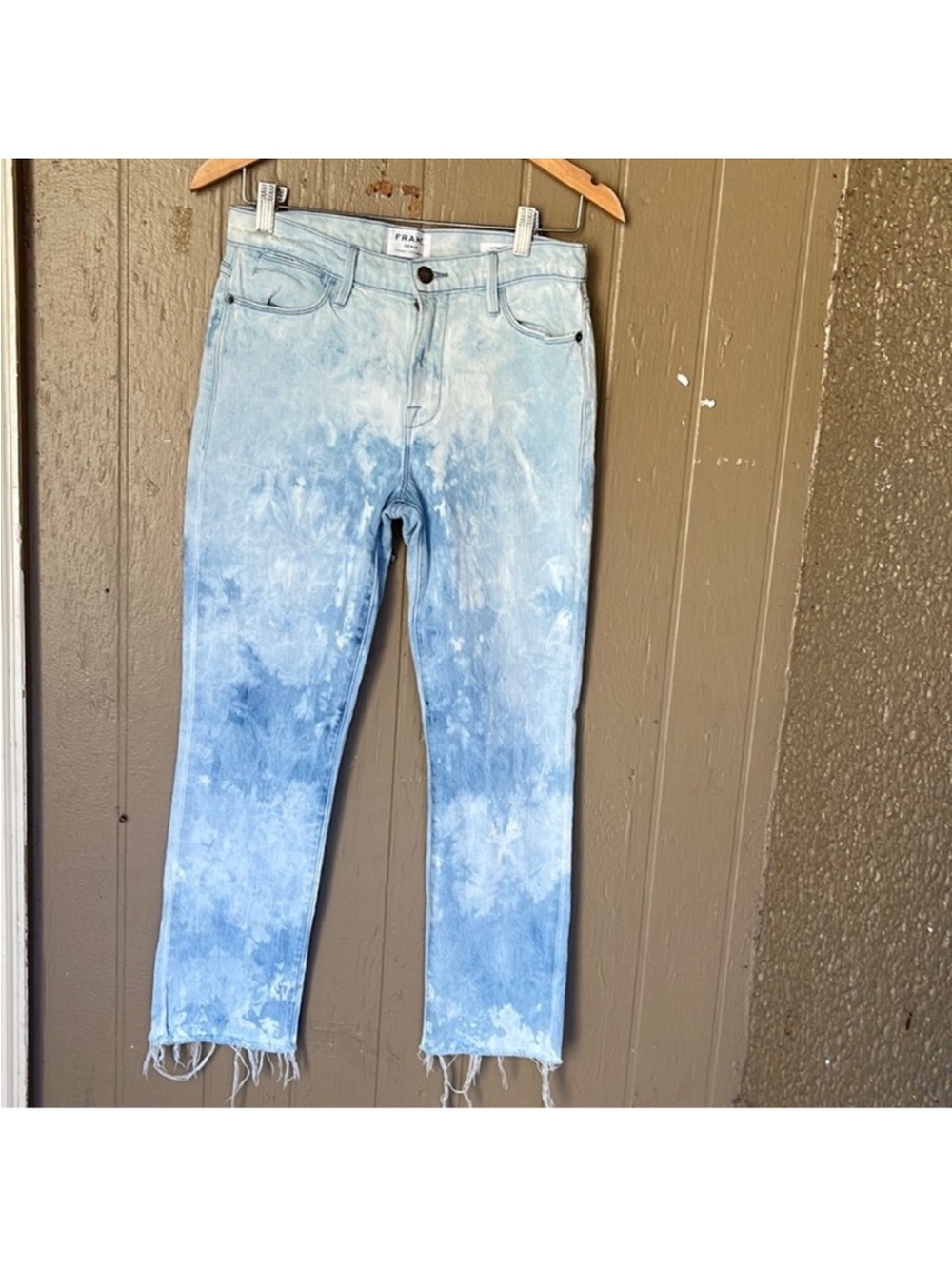 Frame Le High Straight TIE-DYE LIGHT BLUE JEANS in Cloud Size 27